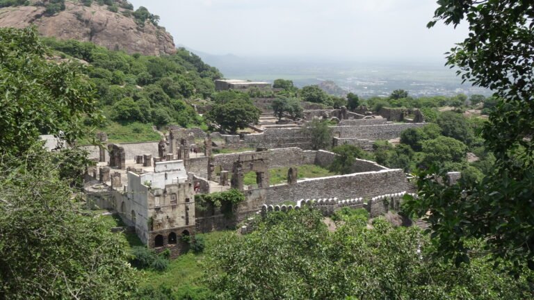 vijayawada to kondapalli cab