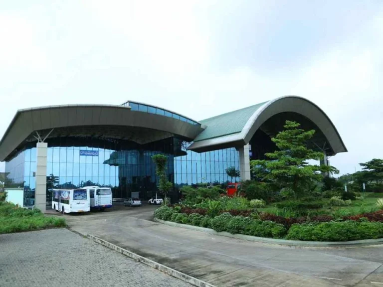 vijayawada to rajahmundry airport cabs